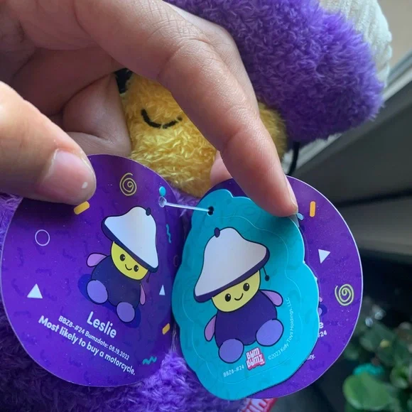 7.5” Leslie the Lamp Bum Bumz - Picture 4 of 4